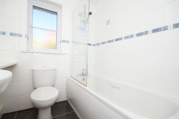 Shower Window Replacement in Greenville